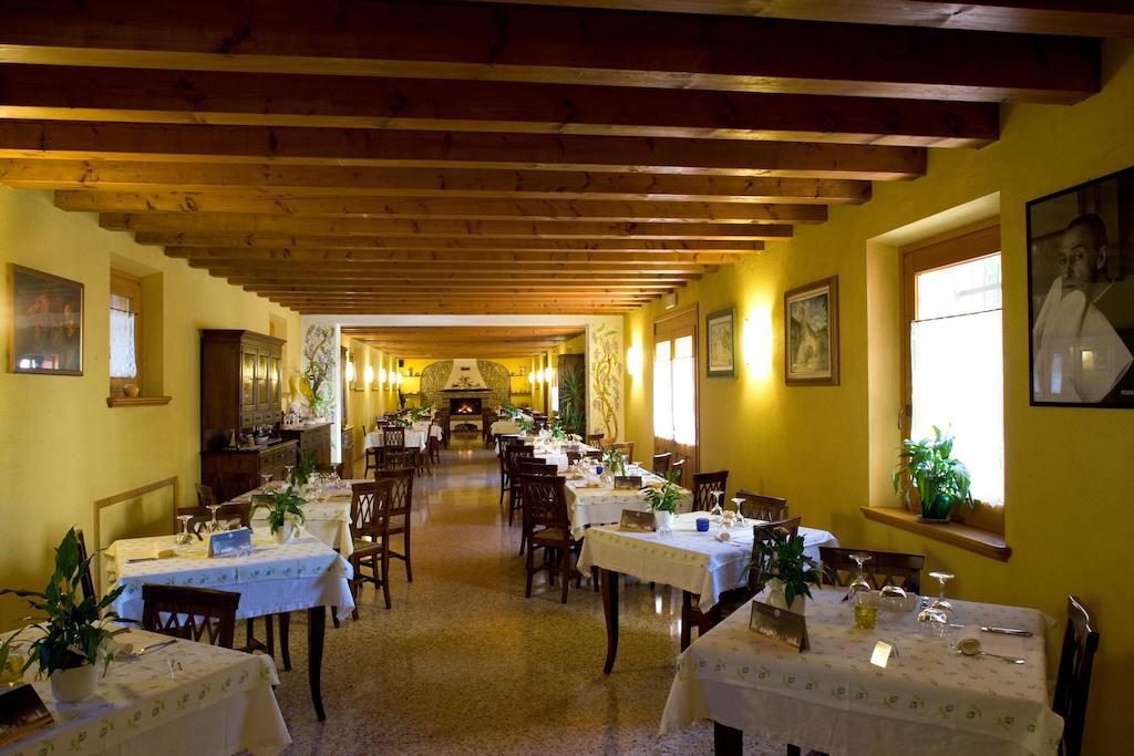 Agriturismo Al Casale Codroipo Eksteriør billede