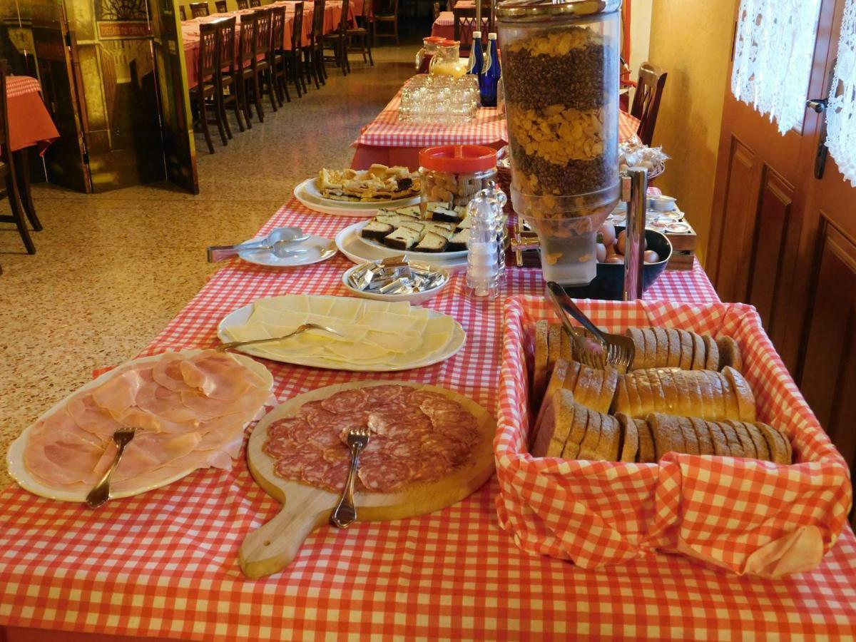Agriturismo Al Casale Codroipo Eksteriør billede